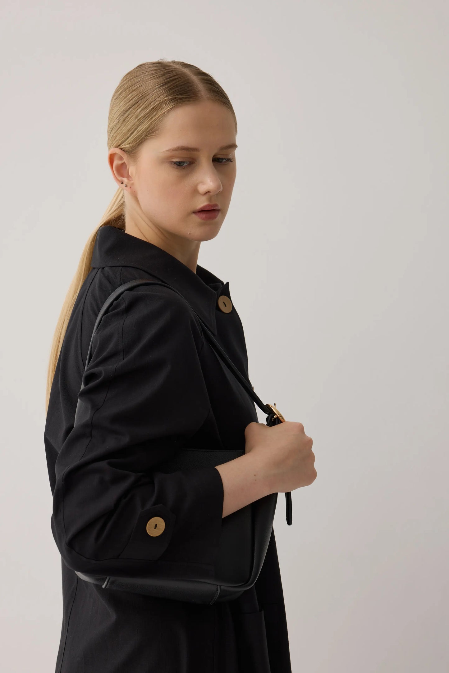 TRENCH-COAT EN LIN BIOLOGIQUE - NOIR
