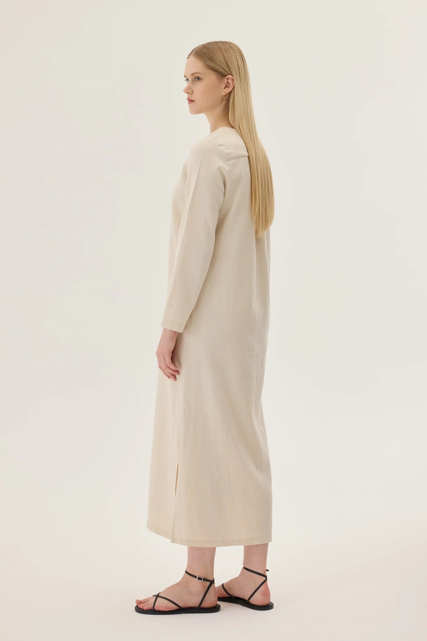 ROBE EN LIN BIOLOGIQUE À BOUTON BOISÉS - BLANC IVOIRE